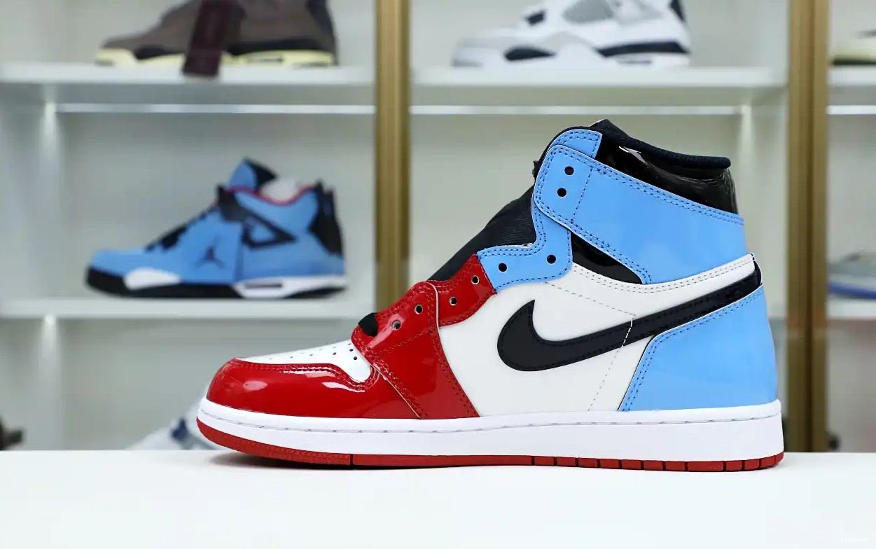 HIGH JORDAN AIR 1 OG 'FEARLESS' RETRO 0322